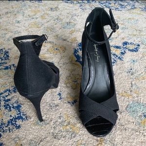 Elizabeth & James Lyla Heels
